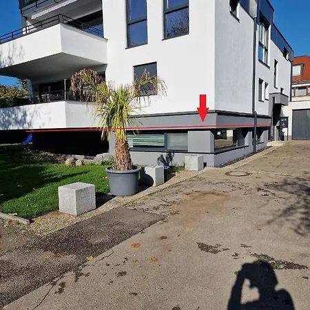 Am Schloss Daire Friedrichshafen