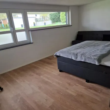 Am Schloss 아파트 *