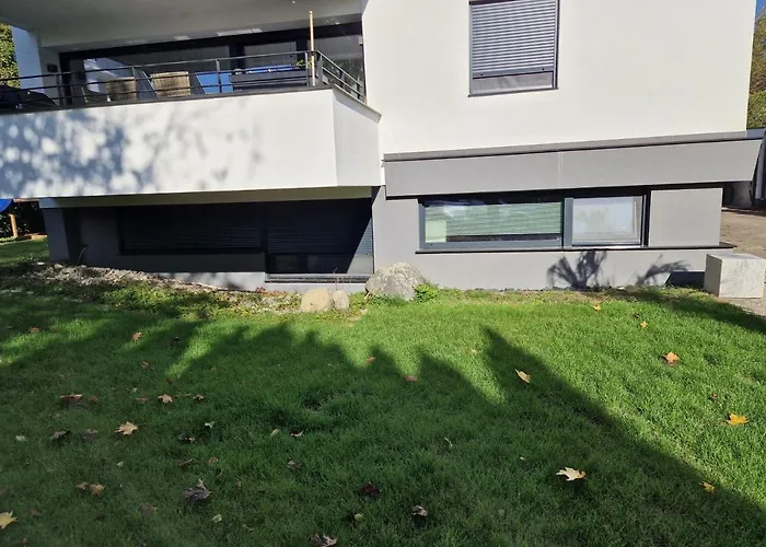 Am Schloss Φριντρισχάφεν